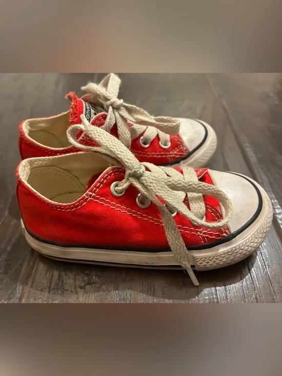 Converse Kids Red Canvas Low-Top Sneakers with White Laces