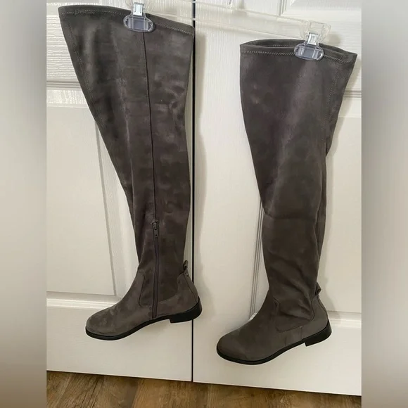 Kenneth Cole Reaction Wind-Free Over The Knee Boots Gray Women’s Size 6