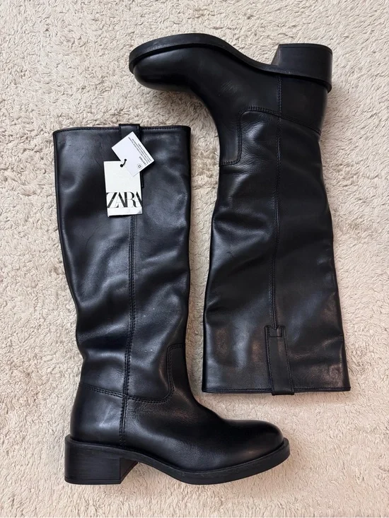 Zara Black Leather Boots with Pull Tabs