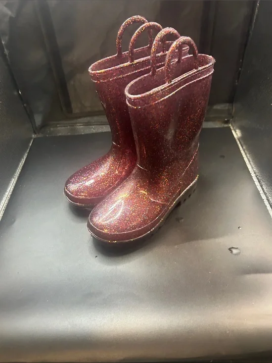 Kids Glitter Pull-On Rain Boots in Sparkling Burgundy