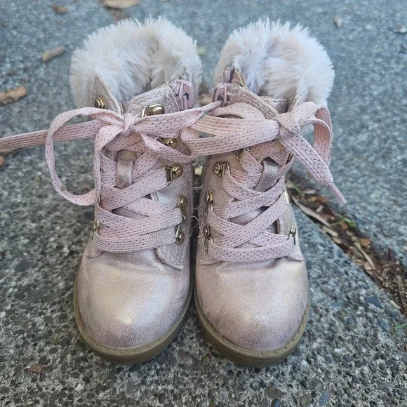 Girls Pink Sparkle Faux Fur‎ Lined Winter Boots Lace Up Side Zip Size 6