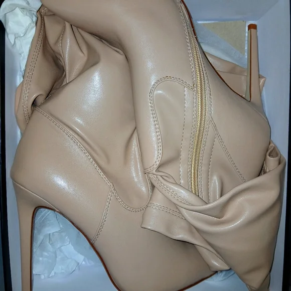Women's Thigh-high Boots