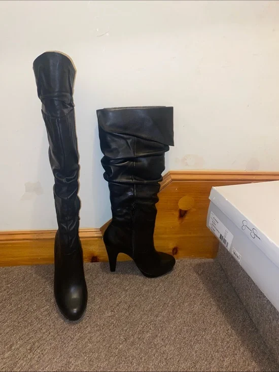 ♠️NWT Jessica Simpson Genuine Leather Slouchy Heeled Knee & Over the Knee Boot