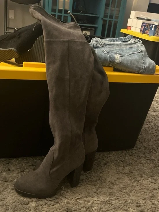 JustFab Gray Over-the-Knee Suede Block Heel Boots
