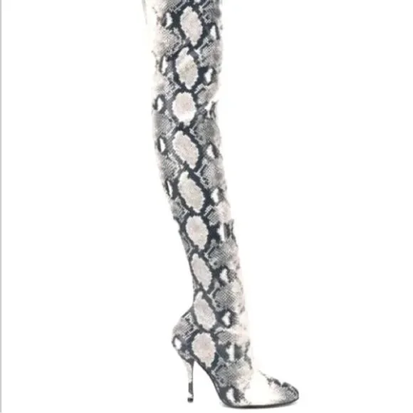 Stuart Weitzman Shiloh Roccia Python Over The Knee Boots NWT 9