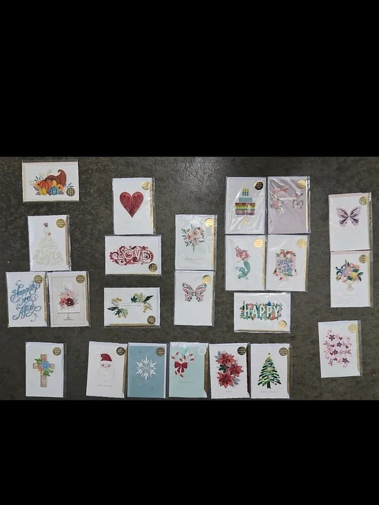 Collection of 23 Quilling Hallmark Signature Greeting Cards