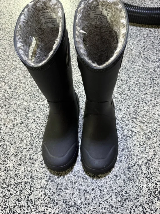 Kids Bogs Black Waterproof Fleece-Lined Tall Boots