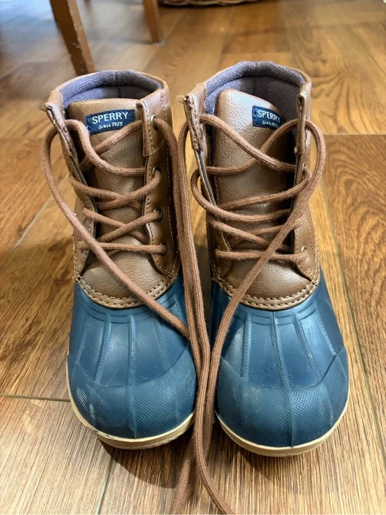 Sperry Kids Two-Tone Duck Boots in Blue and Brown