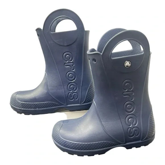 🟦 Crocs Kids Handle-It‎ Rain Boots – Navy – J2