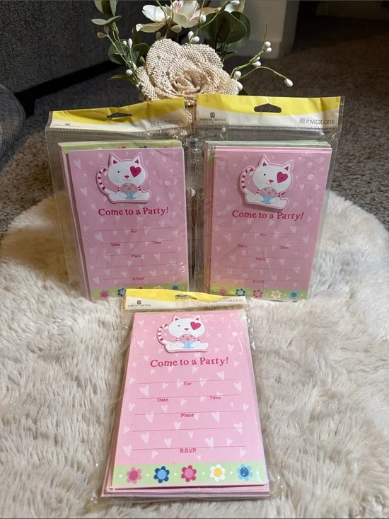 ✨American Greetings Pink Kitty 'Come to a Party!' Party Invitations - Pack of 8✨