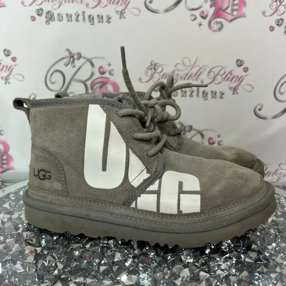 Ugg boots grey mini booties short style lace up laces ribbon 🎀 size 3 EUC gray