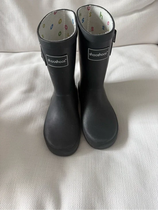 shooshoos Black Kids Rain Boots