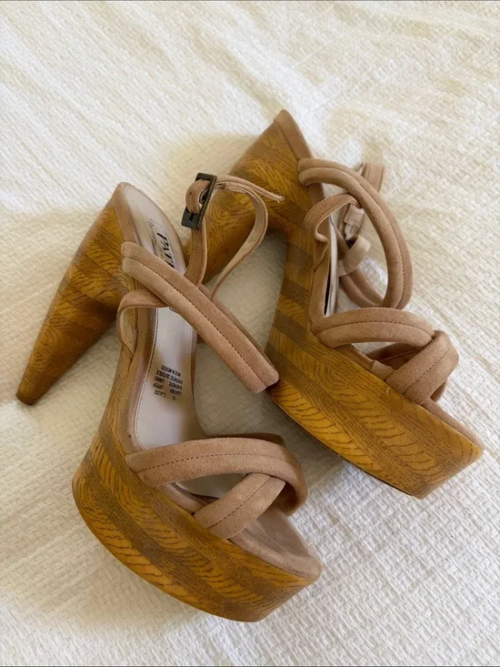 Patron by Perugia Platform Strappy Sandals in Taupe