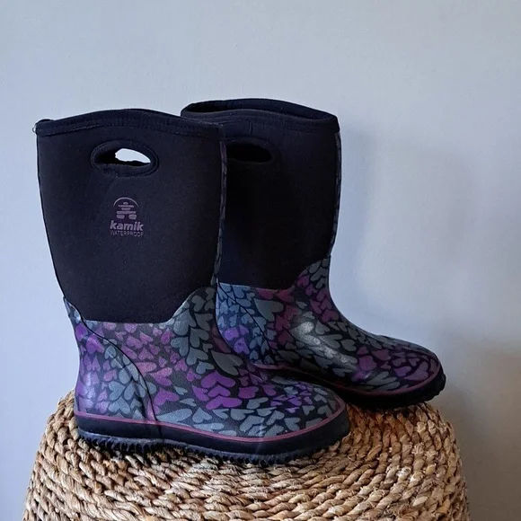 Kamik Girls Winter/Wellie/Rain Tall Waterproof/Insulated Heart Print Boots S-5‎