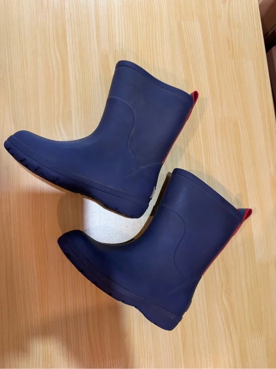 Navy Blue Kids Rain Boots with Red Heel Pull Tabs Toddler Size 7-8