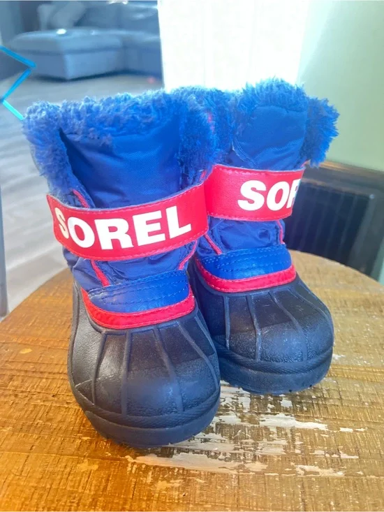 Sorel Black Faux Fur Lined Winter Boots