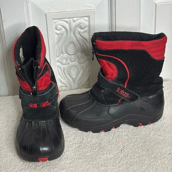 Totes Cute Red & Black Waterproof Winter Boots Girls Size 10