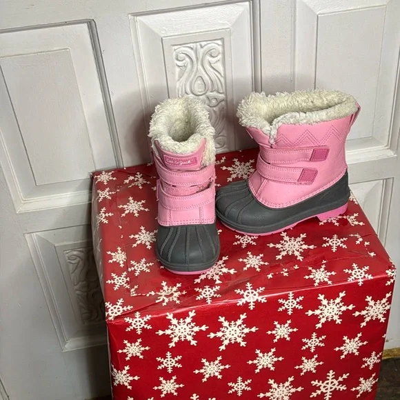 Cat & Jack Winter Waterproof Pink & Black Faux Fur Boots Size 9