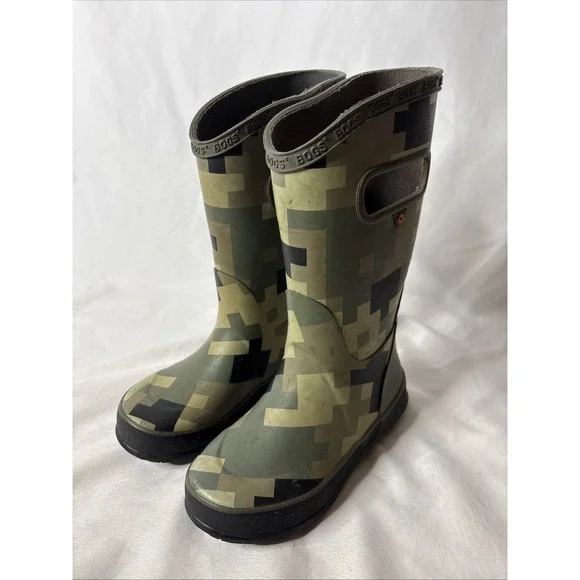 Bogs Kid's Rain Boots Pixilated Green Camo Waterproof 72996-343 Size 13 Gorpcore