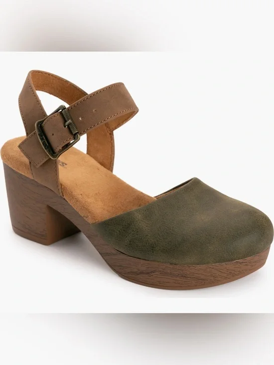 Merritt Quarter Strap Platform Pump Dark Olive - Size 7 Women