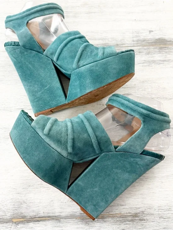 L.A.M.B. Teal Suede Platform Wedge Sandals with Ankle Buckle size 9.5M
