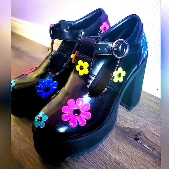 Delia’s Black Floral Platform Mary Jane Shoes