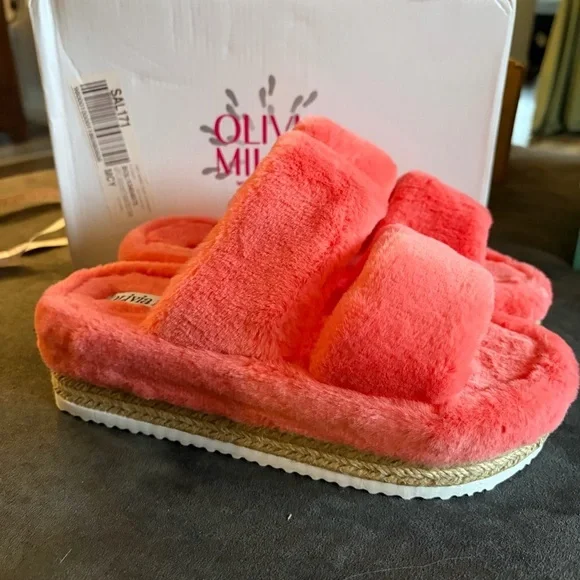 Olivia Miller Fuzzy Platform Slides Orange Size 7