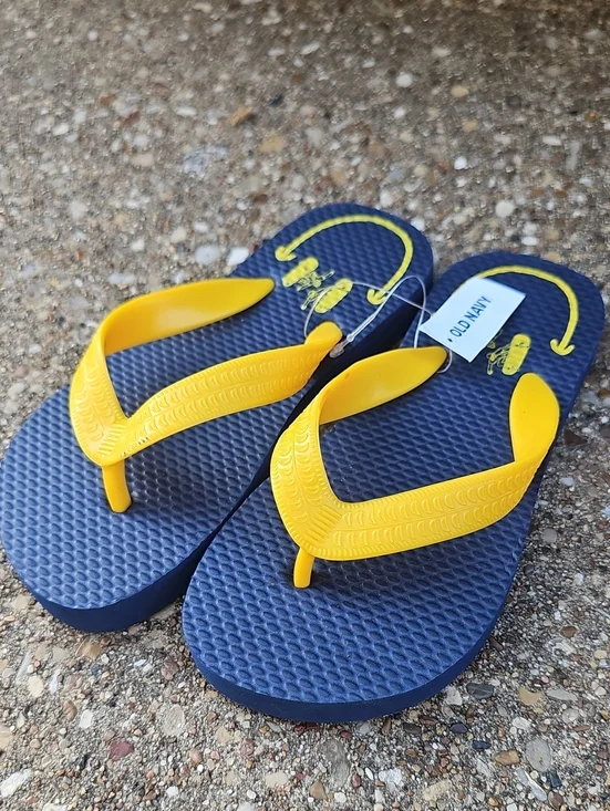 Old Navy Navy Blue Yellow Beach Flip Flops Classic Sandals 10-11 Toddler