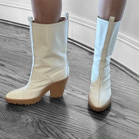 MAISON MARGIELA Patent Leather Boots🌸