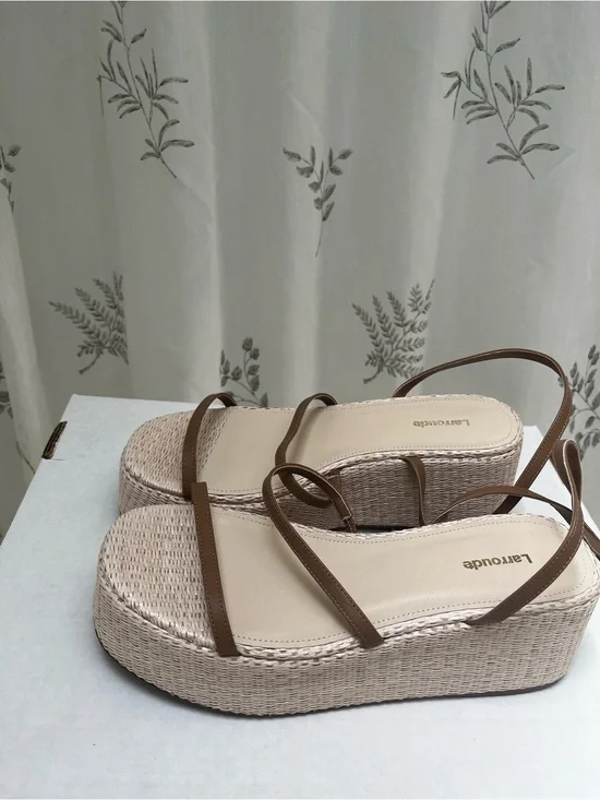 Platform Sandals with Brown Straps in Beige