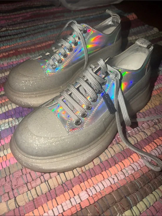 Alexander McQueen Silver Holographic Platform Sneakers