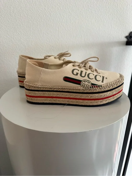 Gucci Beige Canvas Platform Espadrille Sneakers with Red and Green Stripe
