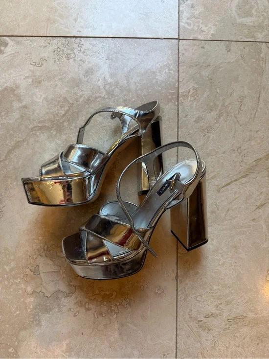 Nine West Silver Metallic Platform Block Heel Sandals