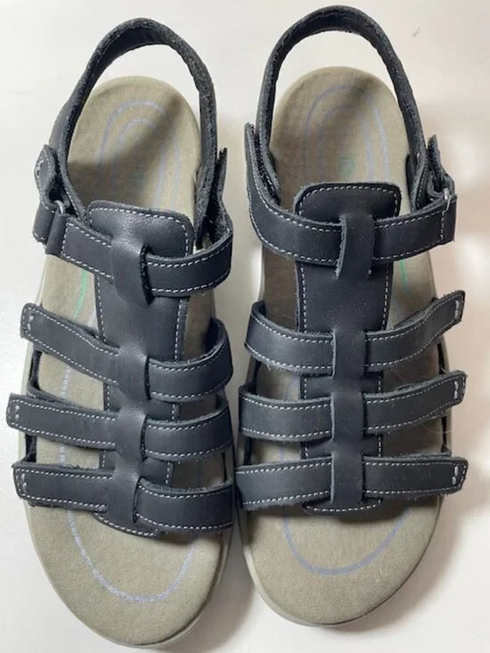 Orthofeet Womens Black Sandals NEW Size 8D