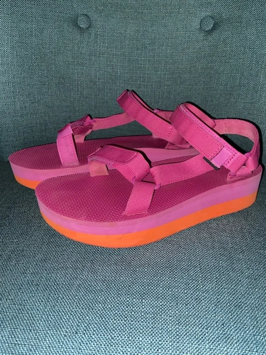 Teva Magenta and Orange Flatform Universal Sandals