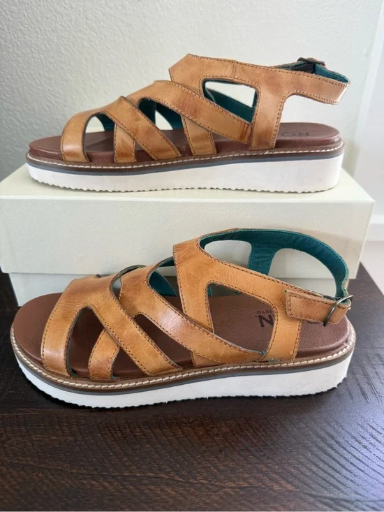 Roan by Bed/Stu sandals