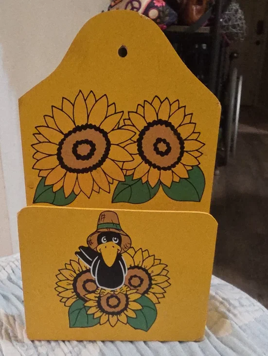 Source Unknown Yellow Sunflower Wall Pocket Organizer