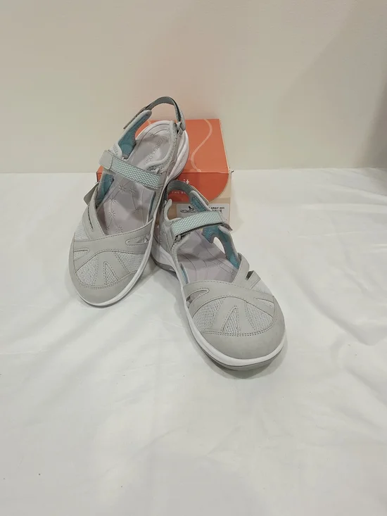 Easy Spirit Light Gray and Teal Esplash 3 Casual Mary Jane Slingback Sandals