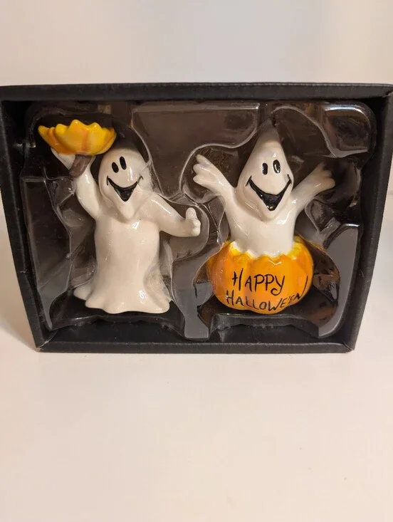 Happy Halloween White Ghost Salt and Pepper Shakers - Party Decor