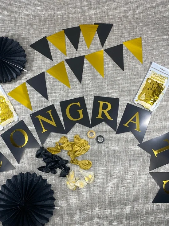 Black and Gold 'Congrats' Party Banner Set