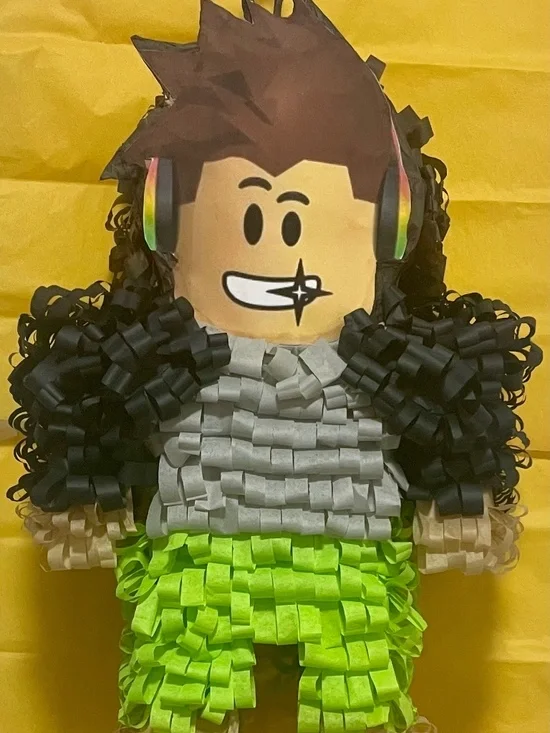 Roblox Boy Pinata