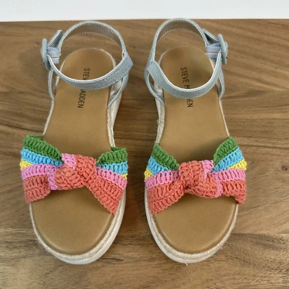 New NWOB Big Kids Steve Madden Jameliaa Woven Rainbow Slingback Sandals Size 1 Y