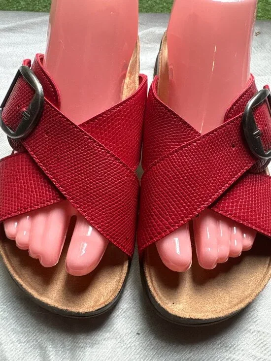 Time and Tru Red Crisscross Sandals Coastal Grandmother Resort Wear Comfort - 9
