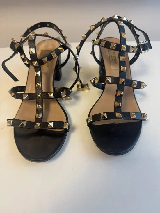 Valentino Garavani Rockstud Black Leather Block Heel Sandal 37.5