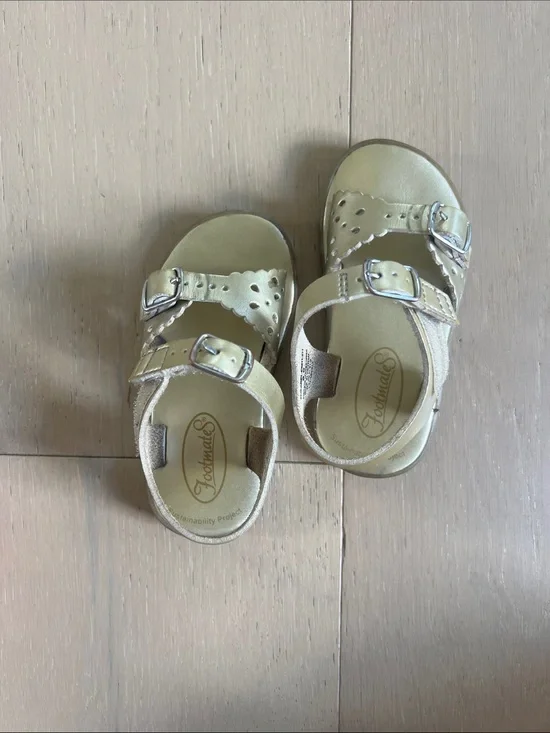 FootMates Metallic Gold Toddler Sandals with Buckle Straps