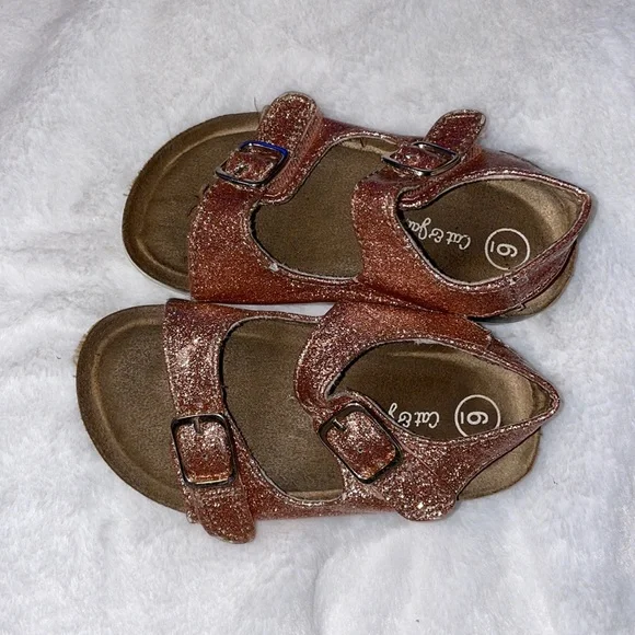 Cat & Jack size 6 rose gold sandals