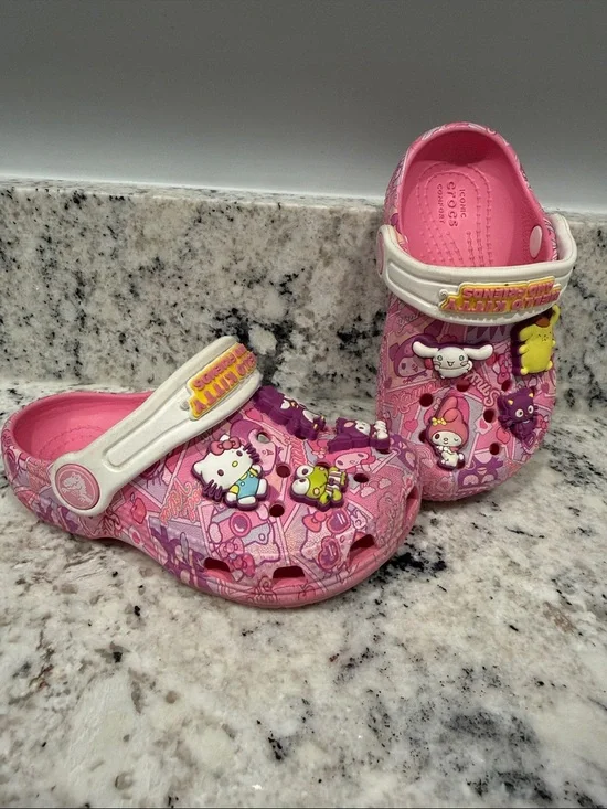 Sanrio Hello Kitty and Friends Character Closed Toe Crocs- Girls C7