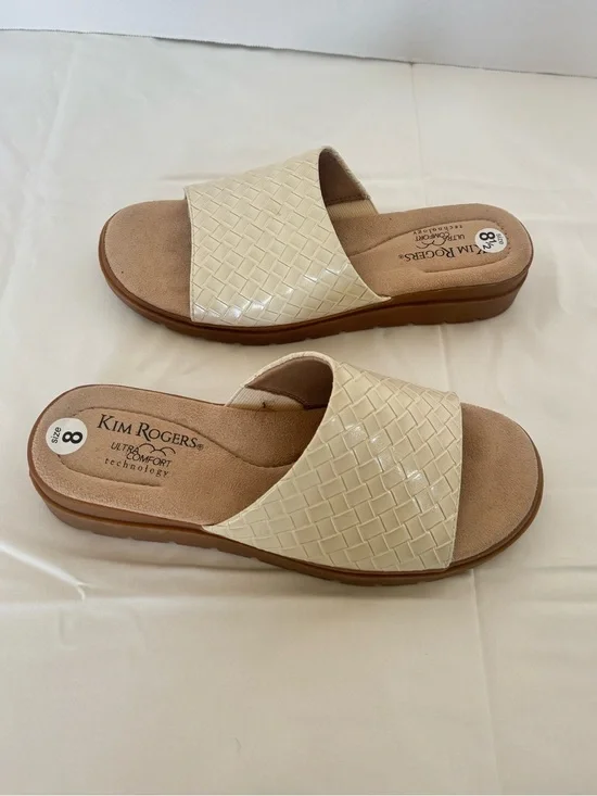 Kim Rogers ivory woven slide sandals featuring ultra-comfort technology Size 8