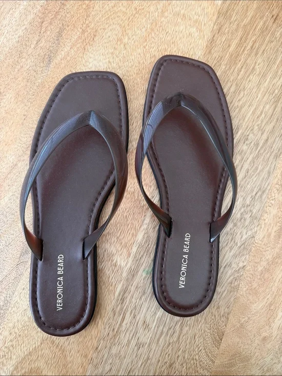 Veronica Beard Dark Brown Leather  and Jelly Flip Flops