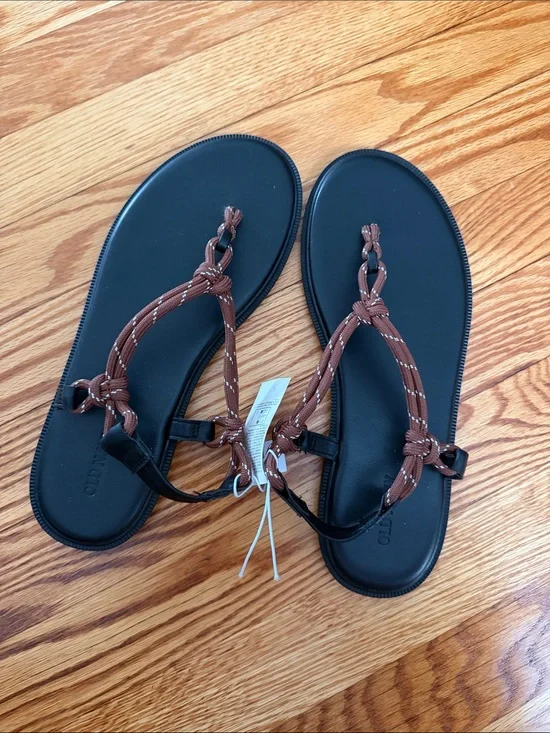 Old Navy Knotted Rope Thong Sandal NWT - Brown